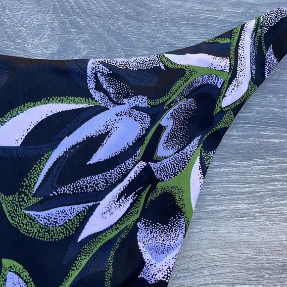 RVCA Pixie Hi-Tri Bikini Top & Pixie French Bikini Bottoms, true black - Picture 9 of 10